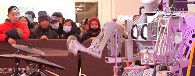 機器人樂隊、AI兔爺、“AI”與“雅宋” 科技點亮燃動中國年