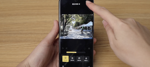旗艦AI大橫評(píng)：OPPO榮耀主打全能，vivo交互強(qiáng)，小米偏科生？